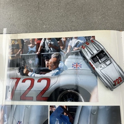 Brumm Mercedes 300 SLR y fotografía original de Stirling Moss en Goodwood  Foto 1 de 4