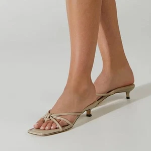 Tony Bianco Tuscany Stone Nappa Kitten Heel Beige - Bild 1 von 7