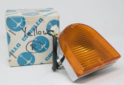 NOS RH amber turn signal indicator lamp light USA Ferrari 365GTC4 253-82-180-00 - Image 1 of 4