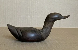 Vintage Polished Wooden Duck/Bird Handcarved Figurine Sculpture Folk Art 5.5” L - Picture 1 of 10