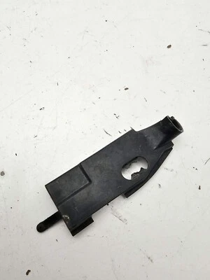 2009-2016 AUDI A4 S4 A5 S5 WINDSHIELD WASHER HOSE HOOD HINGE MOUNT BRACKET OEM - Image 1 of 3