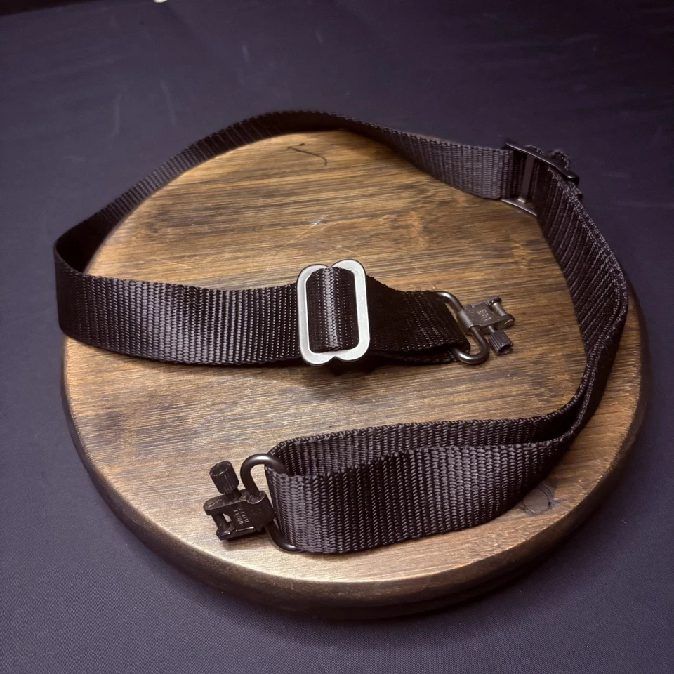 Eslinga de rifle ajustable de nailon y soportes de desmontaje rápido correa de nailon de 1" Foto 1 de 4