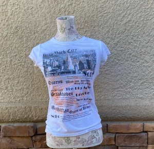 GUC Vintage Charlotte Russe NYC Graphic Tee | Gr. M | Y2K Style KOSTENLOSER VERSAND - Bild 1 von 4
