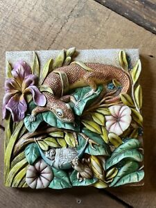 Harmony Kingdom Picturesque Lizard Tile Byrons Secret Garden The Long Sleep