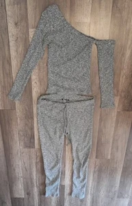 Fashion Nova Damen grau kleine Struktur Trainingsanzug mit Schulterfrei. B12 - Bild 1 von 4