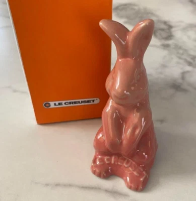 Le Creuset Pie Funnel Bunny Pie Bird with Box salmon pink H9.5cm/H3.7in MINT - Image 1 of 4