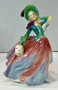 Estatuilla de porcelana de hueso de 7" de alto Royal Doulton Autumn Breeze de colección - Imagen 1 de 3