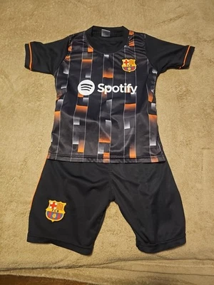 Conjunto de camiseta y pantalón corto de fútbol del FC Barcelona para niños talla 5 Foto 1 de 4