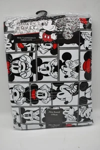 Mantel Disney Mickey Mouse, Minnie Mouse PEVA FLANNELBACK 70" Redondo - Nuevo - Imagen 1 de 2