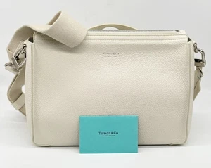 Tiffany & Co. Crossbody Leder Tasche Canvas Riemen Reißverschluss Off White - Bild 1 von 20