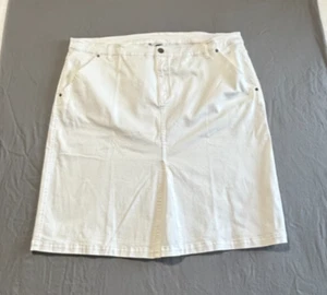 (new) CJ Banks White Stretch Denim Skirt with 4 Pockets - size 24W - Picture 1 of 4
