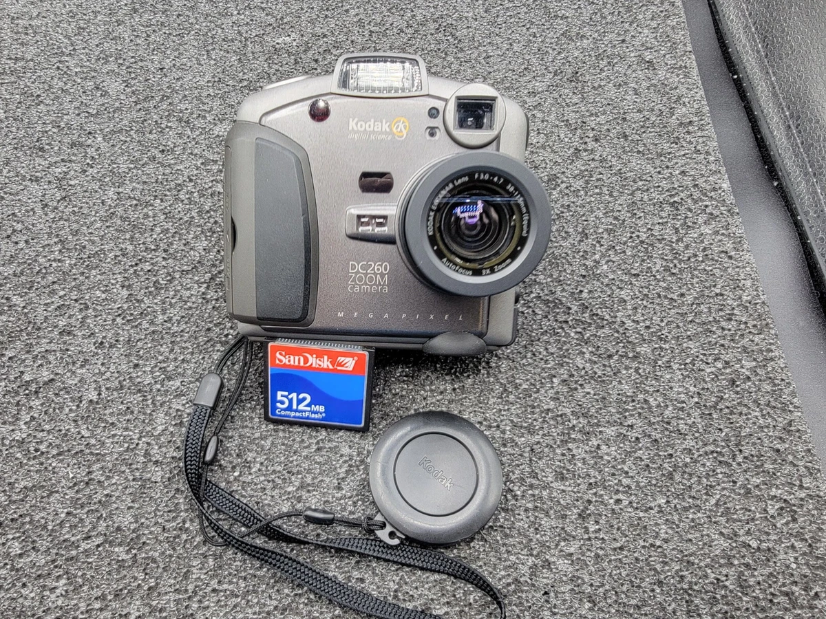 Kodak Digital Science DC260 Zoom Camera Mega Pixel w/ 512MB CF