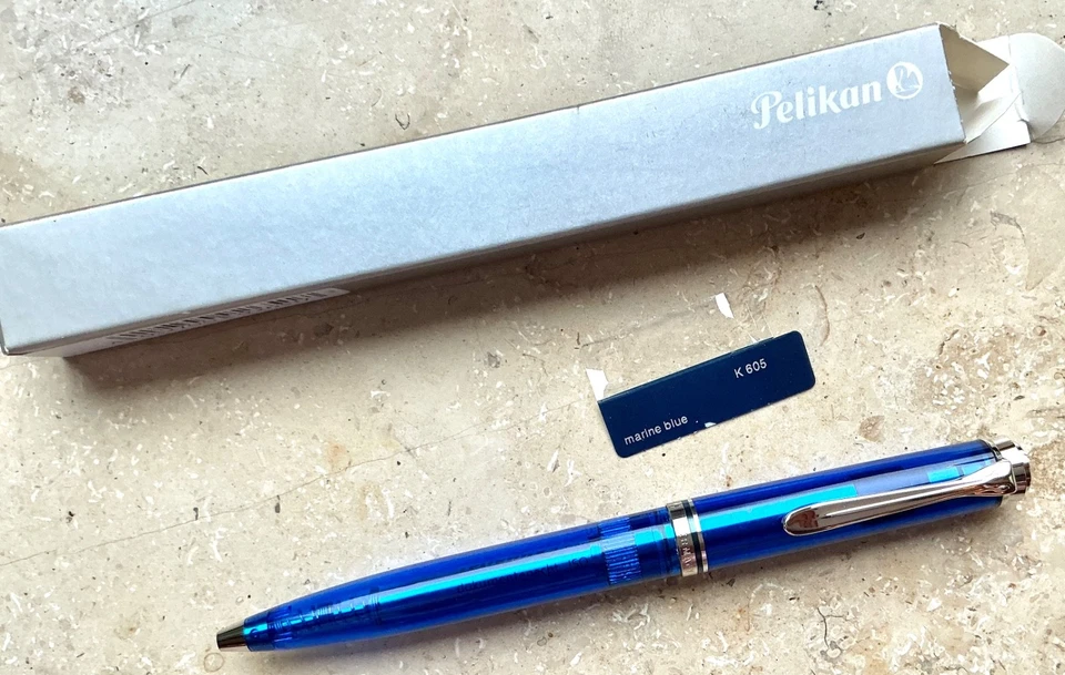 LAGERBEREINIGUNG! PELIKAN K605 Kugelschreiber, marine blue, Special Edition - Bild 1 von 1