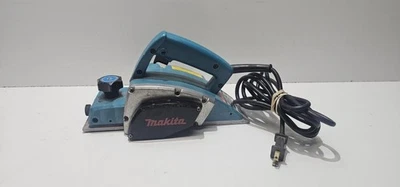 SOLO HERRAMIENTA MAKITA N1900B (P32007291) Foto 1 de 3