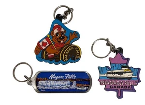 Niagara Falls Souvenir Keychains Lot Of 3 Canada Maid of the Mist Beaver Barrell - Picture 1 of 7