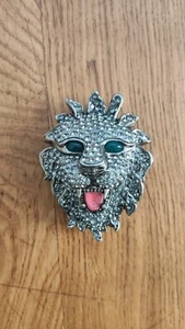 HUGE GUCCI LION HEAD BUCKLE WITH SWAROWS CRYSTALS - SILVER COLOR - NEW - Picture 1 of 4