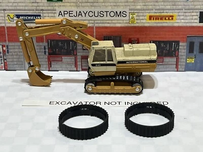 ERTL Diecast International 640 Excavator  Equipment  1/64 (TRACKS ONLY) - Image 1 of 3