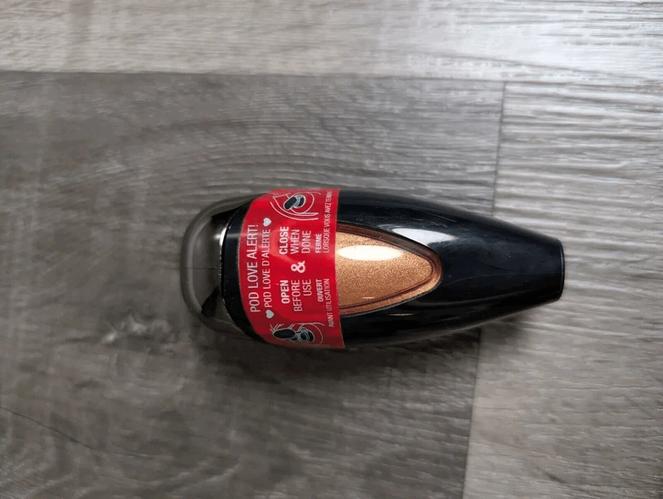 Хайлайтер Temptu Airpod с мягкой фокусировкой отделка 302 золото 0,28 жидкой унции - Изображение 1 из 3