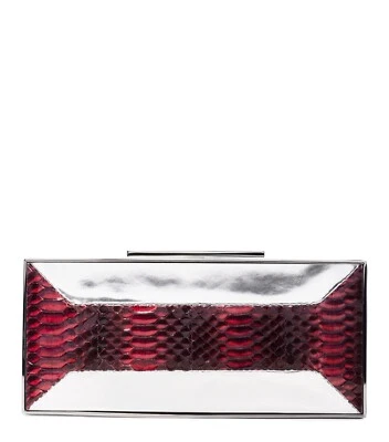 NUEVO CON ETIQUETAS STUART WEITZMAN Chelsea Caja Bolso sin asas Piel de serpiente Rojo Plata Cuero Bolso con cadena Foto 1 de 4