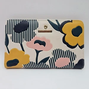 Spartina 449 Daufuskie Island Floral Embossed Leather Wallet - Multicolor Flower - Bild 1 von 4