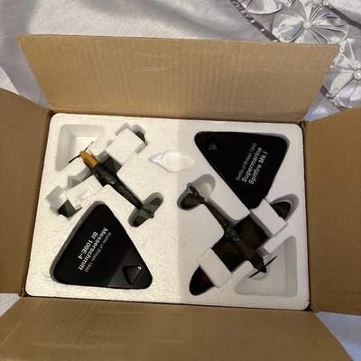 Aviones ATLAS EDICIONES BATALLA DE BRITAIN 1940 SPITFIRE MK1 & MESSERSCHMITT Foto 1 de 4