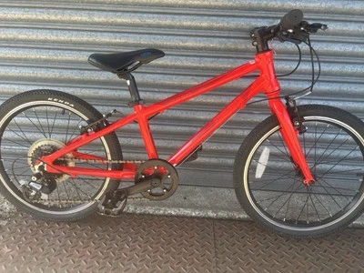 Rotes Cuda Cp20 Kinderfahrrad, voll gewartet 20 Zoll Laufradgröße - Bild 1 von 4