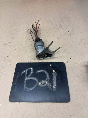 1968 1969 68 69 FORD FAIRLANE TORINO CYCLONE MONTEGO IGNITION SWITCH LOCK CYLIND - Image 1 of 4