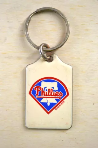 Vintage Philadelphia Phillies Keychain 1993 MLB Baseball Made USA By Crownmark Cover