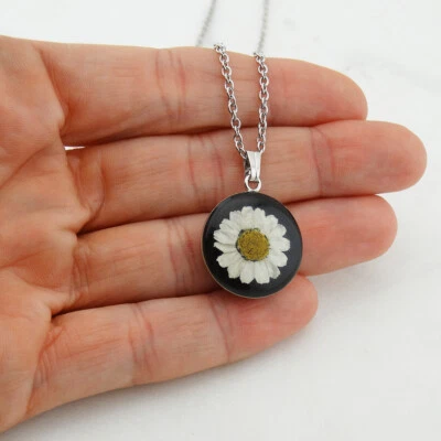 Real Daisy Flower Pendant Necklace - Stainless Steel - with 18" Chain - Изображение 1 из 4