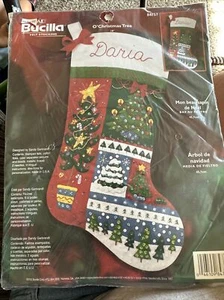 Bucilla O' Weihnachtsbaum 18" Filz Weihnachtsstrumpf Kit 84757 Bäume versiegelt - Bild 1 von 7