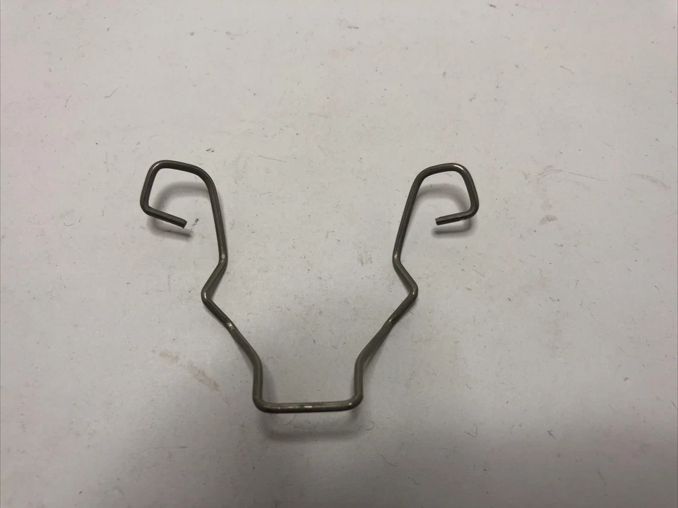 OEM 10-16 Cadillac SRX HID Headlight Bulb Retainer Wire Holder Clip  - Image 1 of 2