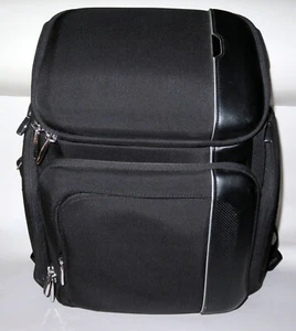 Mochila TUMI ARRIY 3 negra y azul - Imagen 1 de 24