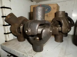 1937 1938 1939 ford V8 60 horsepower nos universal joint 74-7090 - Bild 1 von 3