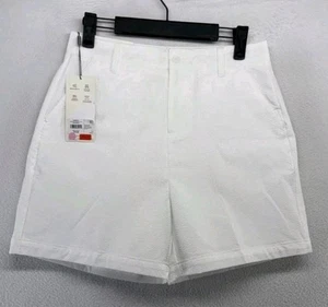 Walter Hagen Shorts Women's 2 White Clubhouse Seer Sucker Golf Performance NEW - Picture 1 of 7