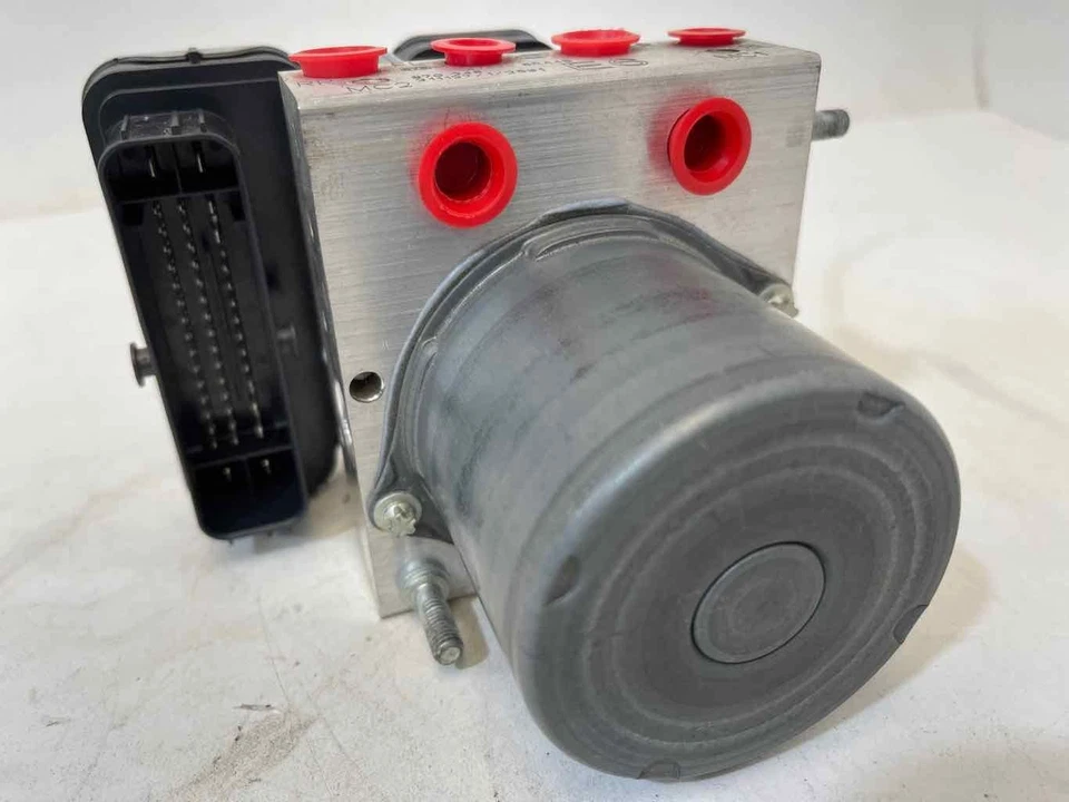 Conjunto de bomba de freno antibloqueo ABS para Nissan Rogue SL 2.5 2021 2022 PROBADO POR FABRICANTE DE EQUIPOS ORIGINALES Foto 1 de 4