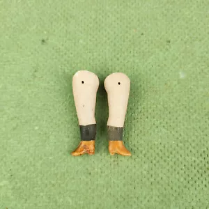 Antigua casa de muñecas de porcelana patas de muñeca, fijación de alambre, 1,61" / 40 mm, zapatos marrones - Imagen 1 de 6