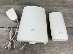 Netgear Orbi RBR40 Mini Router & RBW30 Wall Plug Satellite Works *PLEASE READ*