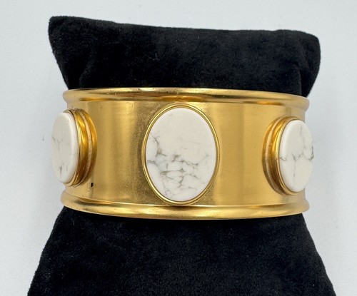 Bracciale Kate Spade audace largo tono oro opaco pietre ovali bianche impilabile