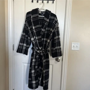 Nautica sleepwear plush robe plaid white/black One Size - Bild 1 von 11