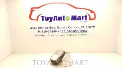 89-95 TOYOTA PICKUP 2.4L DRIVER SIDE FRONT HEADLIGHT ASSEMBLY  - Image 1 of 4