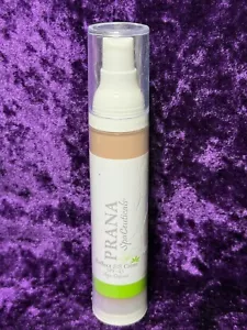 PRANA SPACEUTICALS BB CREME Age Defense LSF 45 VERSIEGELT - Bild 1 von 4