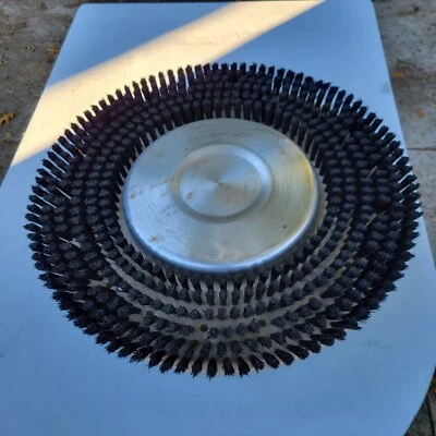 PLATE MALISH 18" SPINSAFE CARPET BRUSH W/NP-9200 PLATE fits most 20" machines - Image 1 of 4