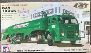 1956 White-Fruehauf Gas Truck Atlantis 1/48 Scale Plastic Model Kit - Picture 1 of 4