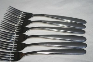 ONEIDA STAINLESS FLATWARE "PENINSOLA/CASTLE" FROSTED (6) DINNER FORKS 8" - Picture 1 of 4
