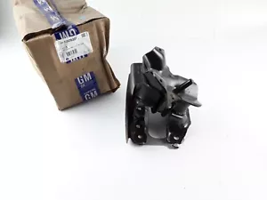 Front Left Motor Mount for Chevy Silverado 1500 Tahoe,GMC Sierra 1500 Yukon 4.8L - Picture 1 of 6