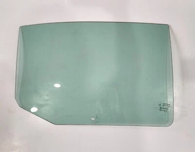 Chrysler 200 Touring 2011-2014 OEM puerta trasera derecha ventana vidrio Foto 1 de 2