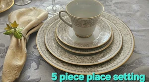 Modernes Fine China von Noritake 5-teiliges BELLA Einzelgedeck - Bild 1 von 11