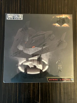 Jada Toys Metals Die Cast Batwing 1:32 Batman v Superman Dawn of Justice 2017 Foto 1 de 4