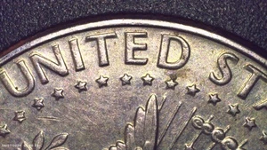 1990 D half dollar, ddi US & H/Dollar - Picture 1 of 6