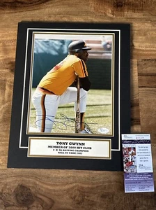 Tony Gwynn Signed 8x10 Matted Photo Padres Deceased HOF Auto JSA Authentic - Picture 1 of 4